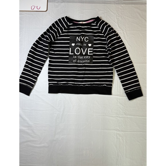 H&M Other - girls H&M long sleeve pullover sweater, black/white, NYC Fall in LOVE, size 8/10